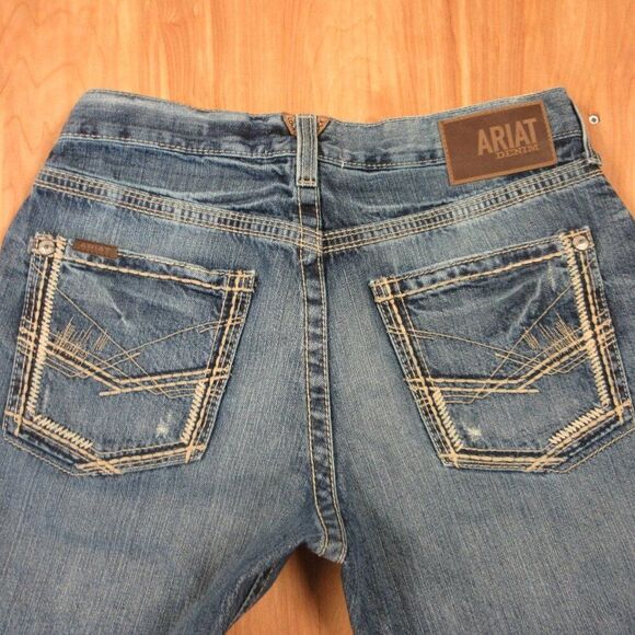 Ariat Other - ARIAT M5 Gambler Stackable Straight Fit Straight Leg Denim Jeans Mens Sz 32x30